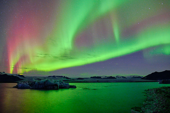 Glacier Bay Aurora, Iceland 2024